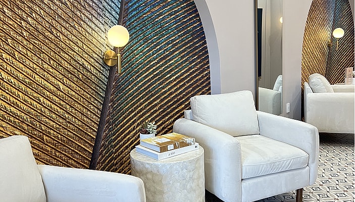 Reception area at Alchemy 43 studio.