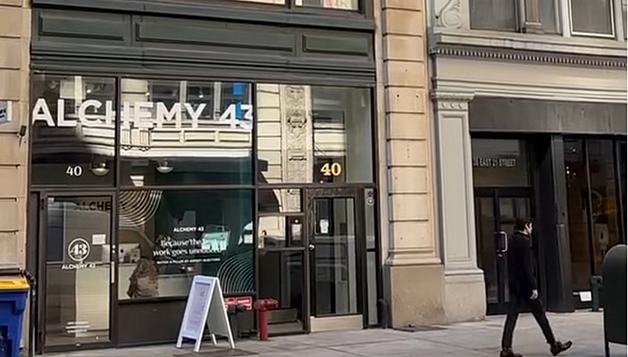 Reception area at Alchemy 43 studio.